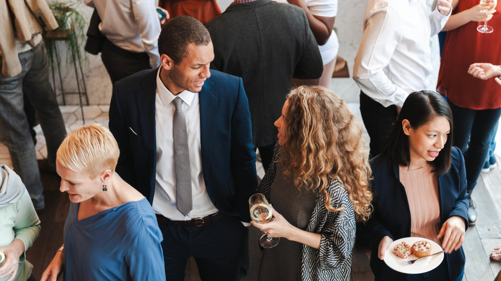 Kundenevents: 3 Tipps für ein gelungenes Treffen von einem CEO – so machst du aus Kundenbeziehungen echte Verbindungen